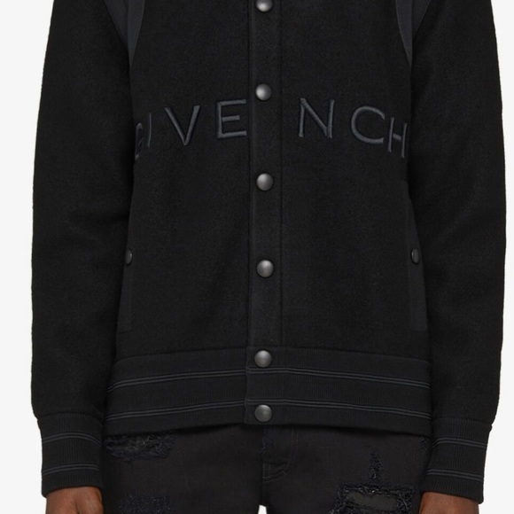 Real authentic givenchy, comes with receipt. Have been using it for 2-3 months - Picture 2 of 4